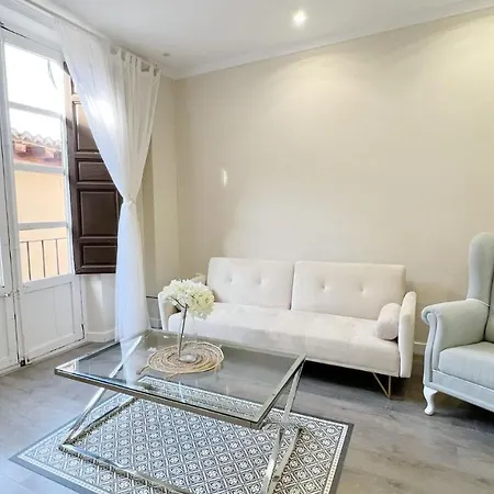 Navitour Santa Ana Apartment